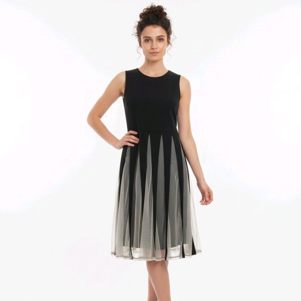 A-Line Scoop Neck Knee-Length Tulle Cocktail Dress